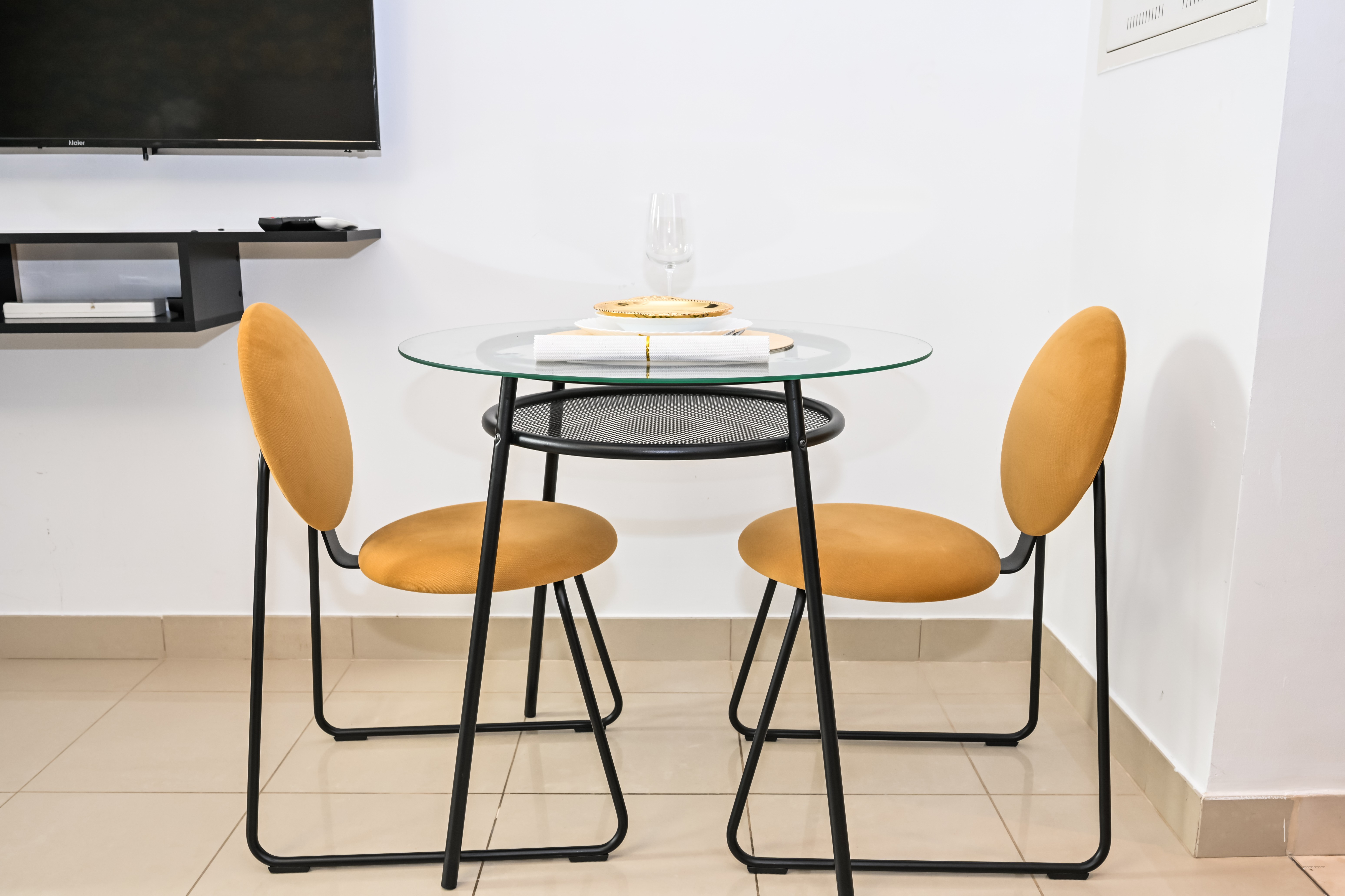 WALK TO BURJ-KHALIFA AND FOUNTAIN - 12