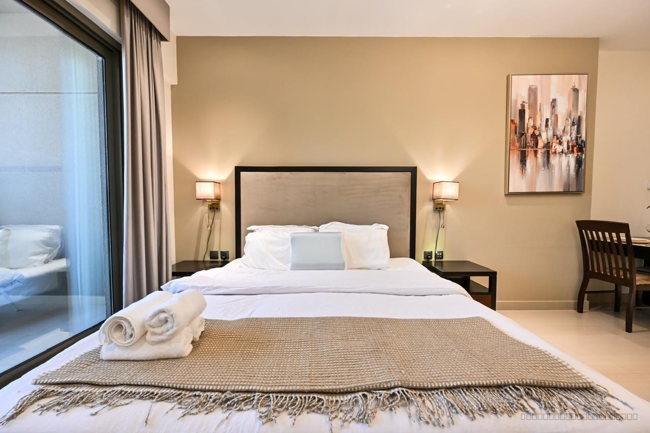 BRAND NEW PREMIUM APARTMENT - 13