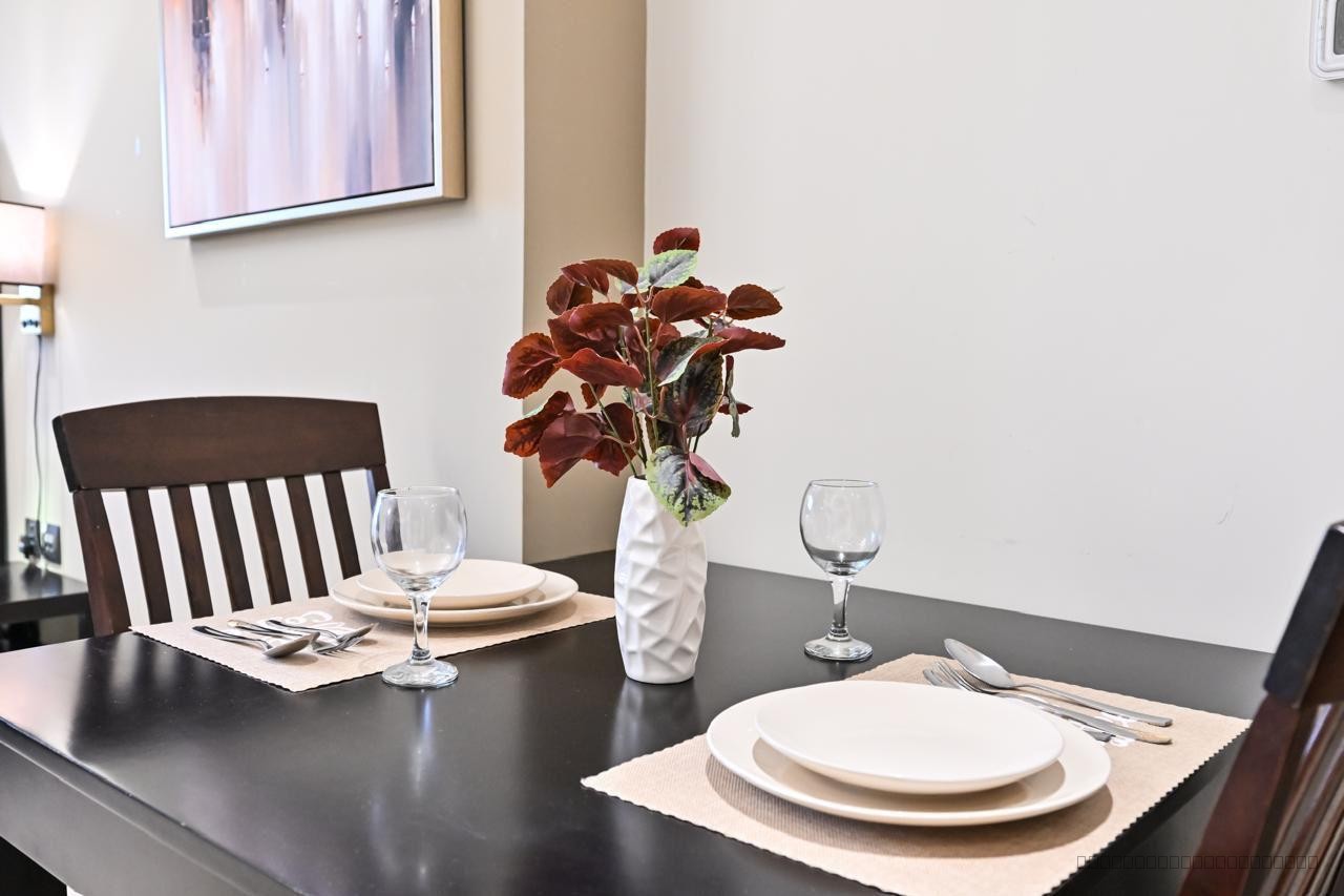 Cozy Studio for 4 Guests near Dubai Mall - 11