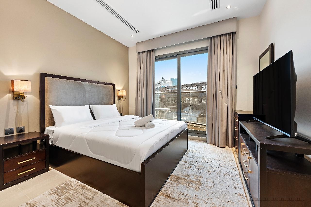 PREMIUM-STYLISH DOWNTOWN STAY - 6