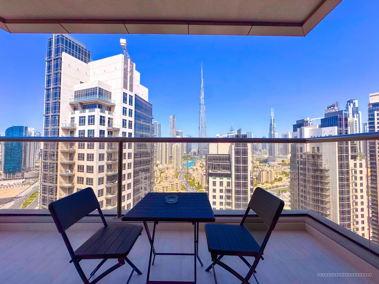 Prime 2BR with Burj Khalifa & Dubai Canal View - 7