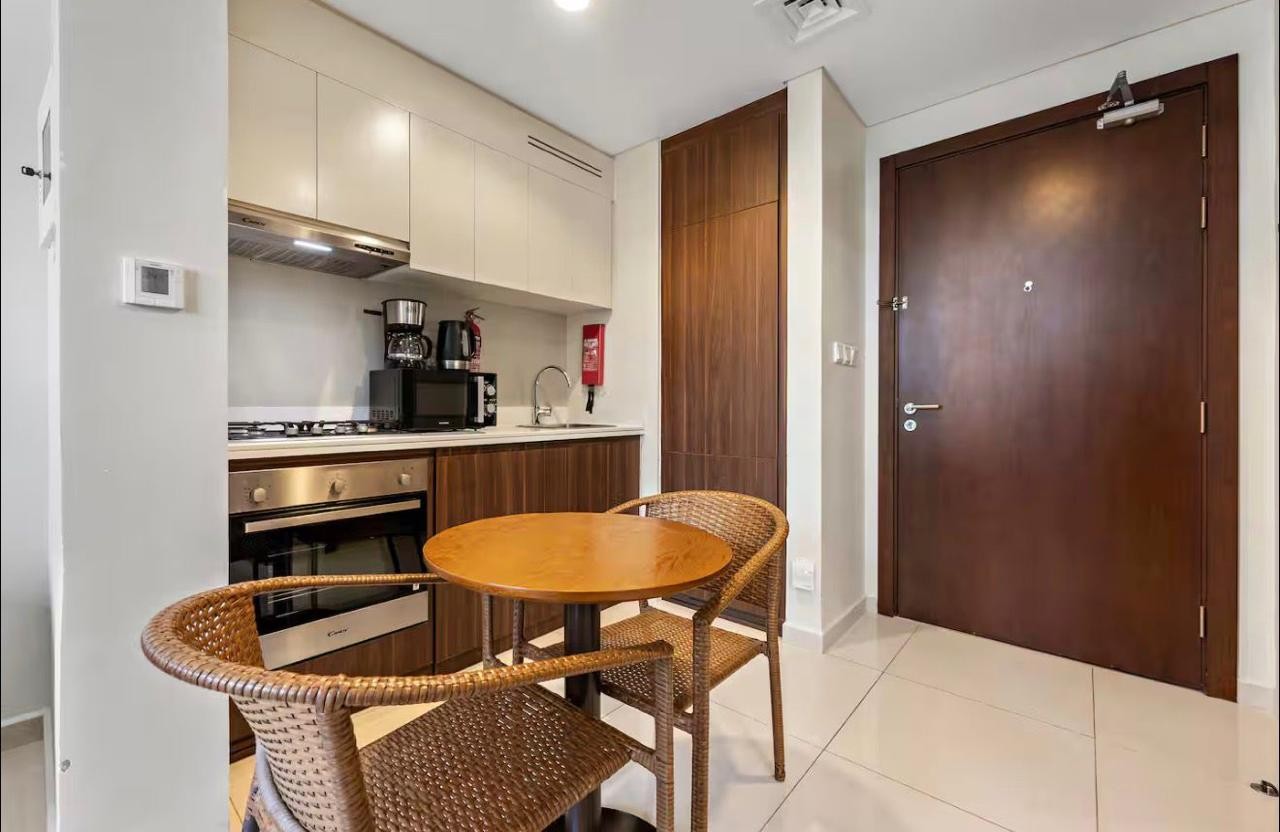 SC-10 Minutes to Downtown Dubai Mall | Bills Included - 12