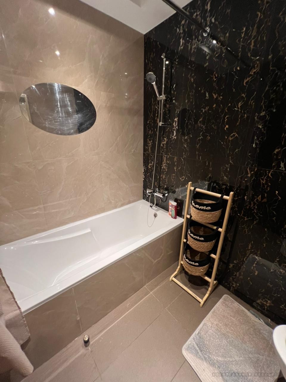 SC-Beautiful Unit | Downtown | Fully Furnished | Available - 9