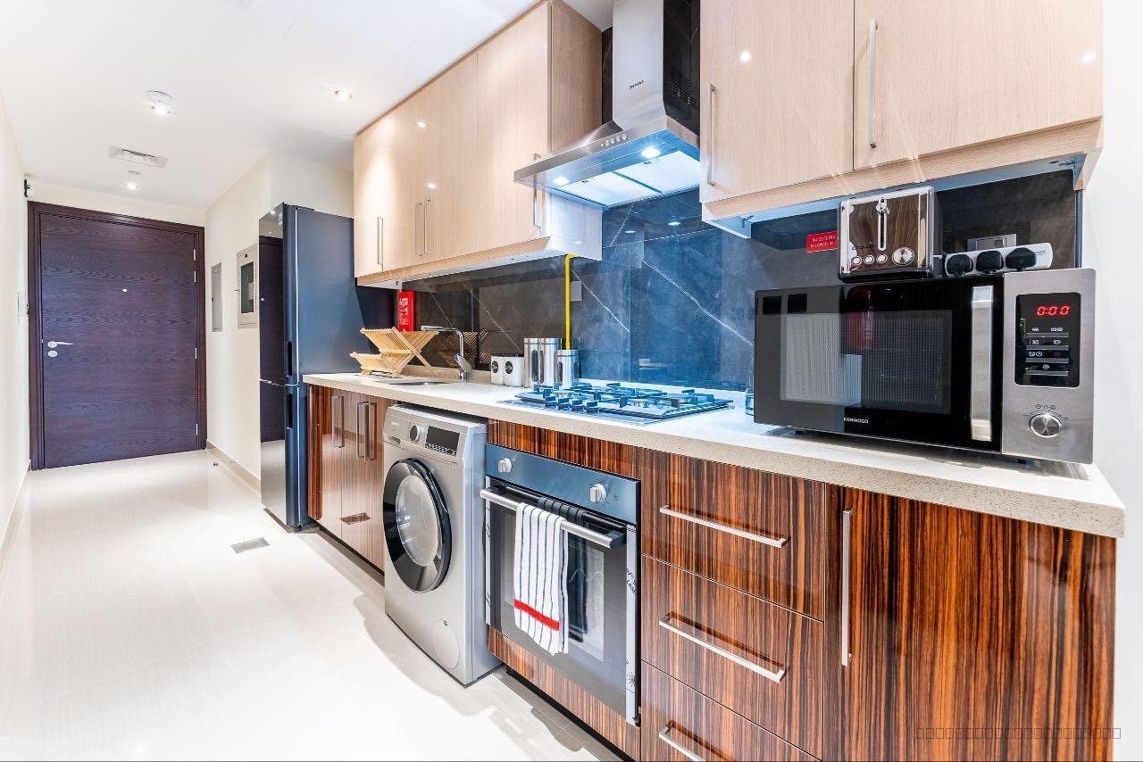 SC-Beautiful Unit | Downtown | Fully Furnished | Available - 13