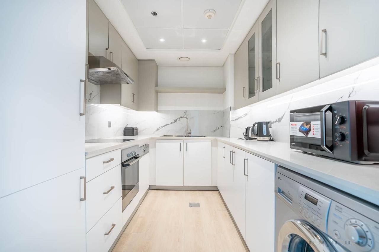 SC-Community View | Downtown Living | Modern - 7