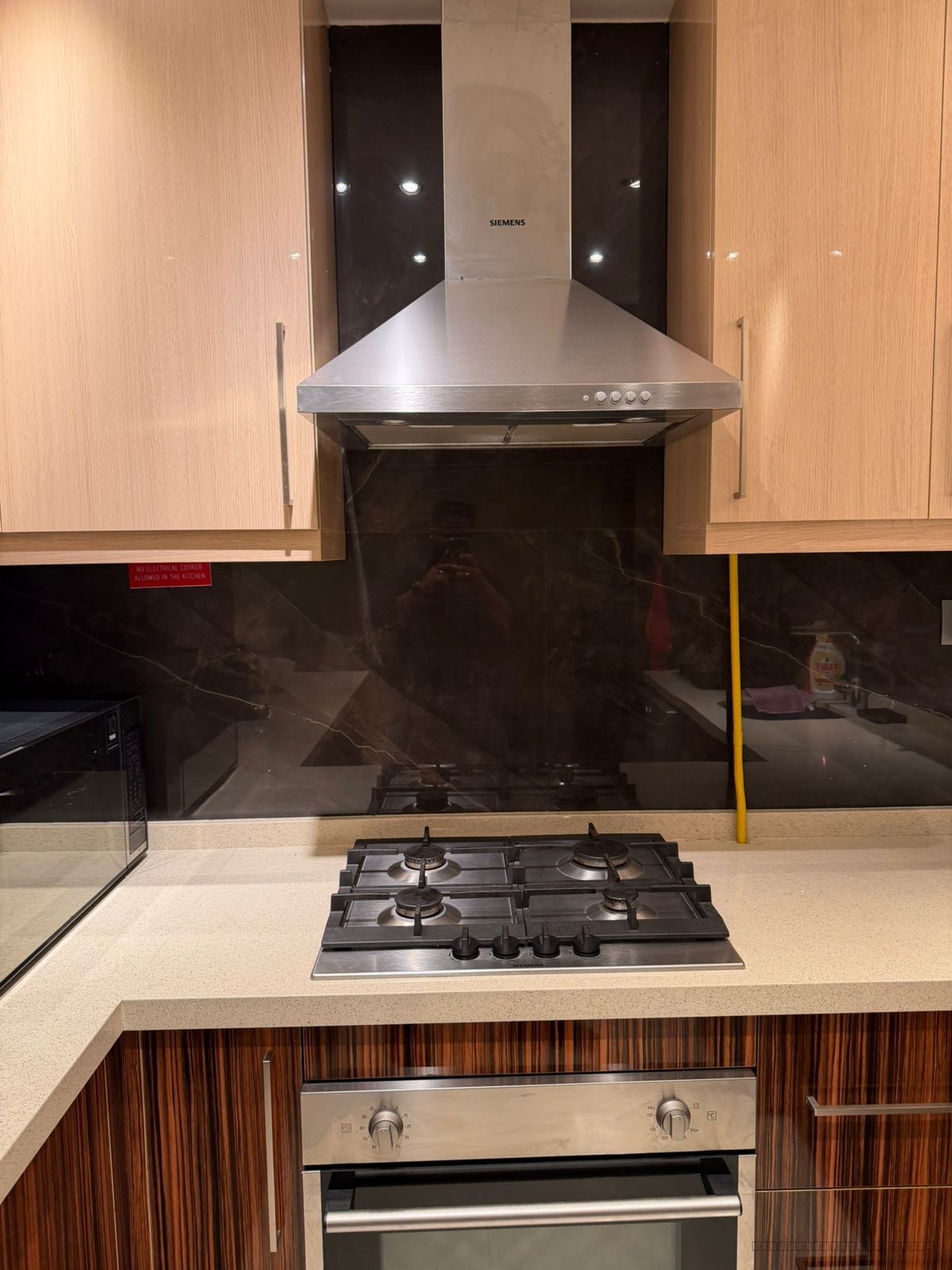 SPACIOUS BURJ VIEWS APARTMENT - 9