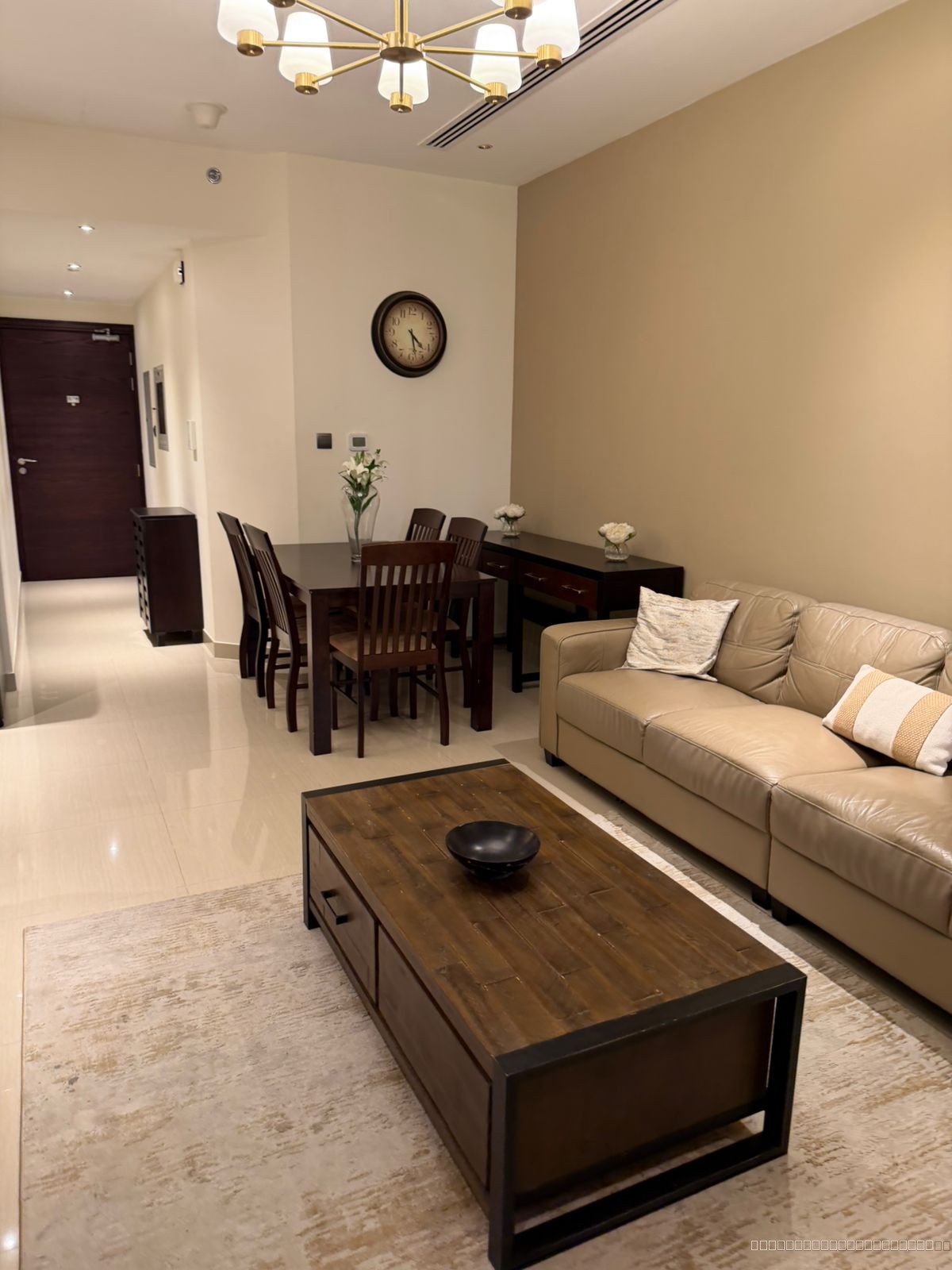 SPACIOUS BURJ VIEWS APARTMENT - 11