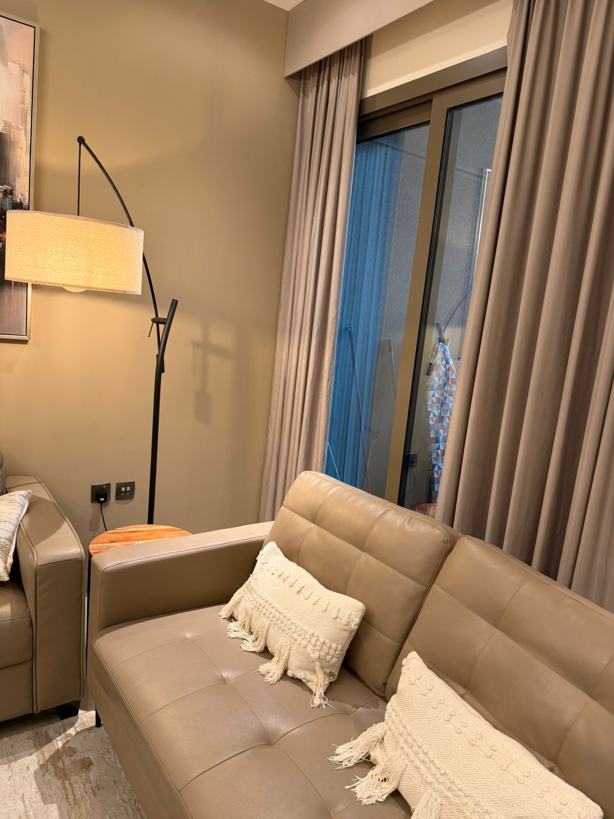 SPACIOUS BURJ VIEWS APARTMENT - 12